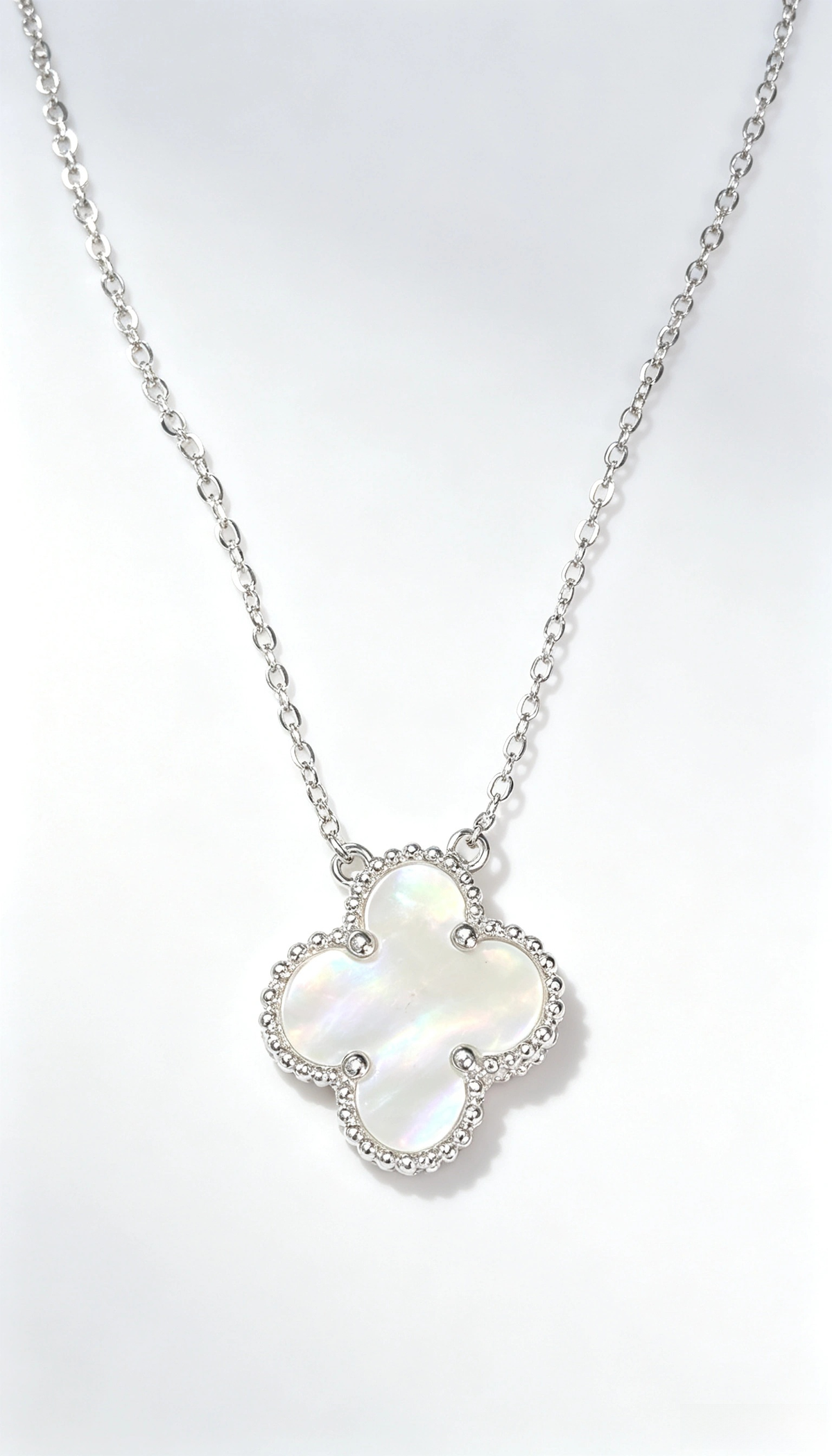 SST1819 925 Sterling Silver Four-Leaf Clover Necklace