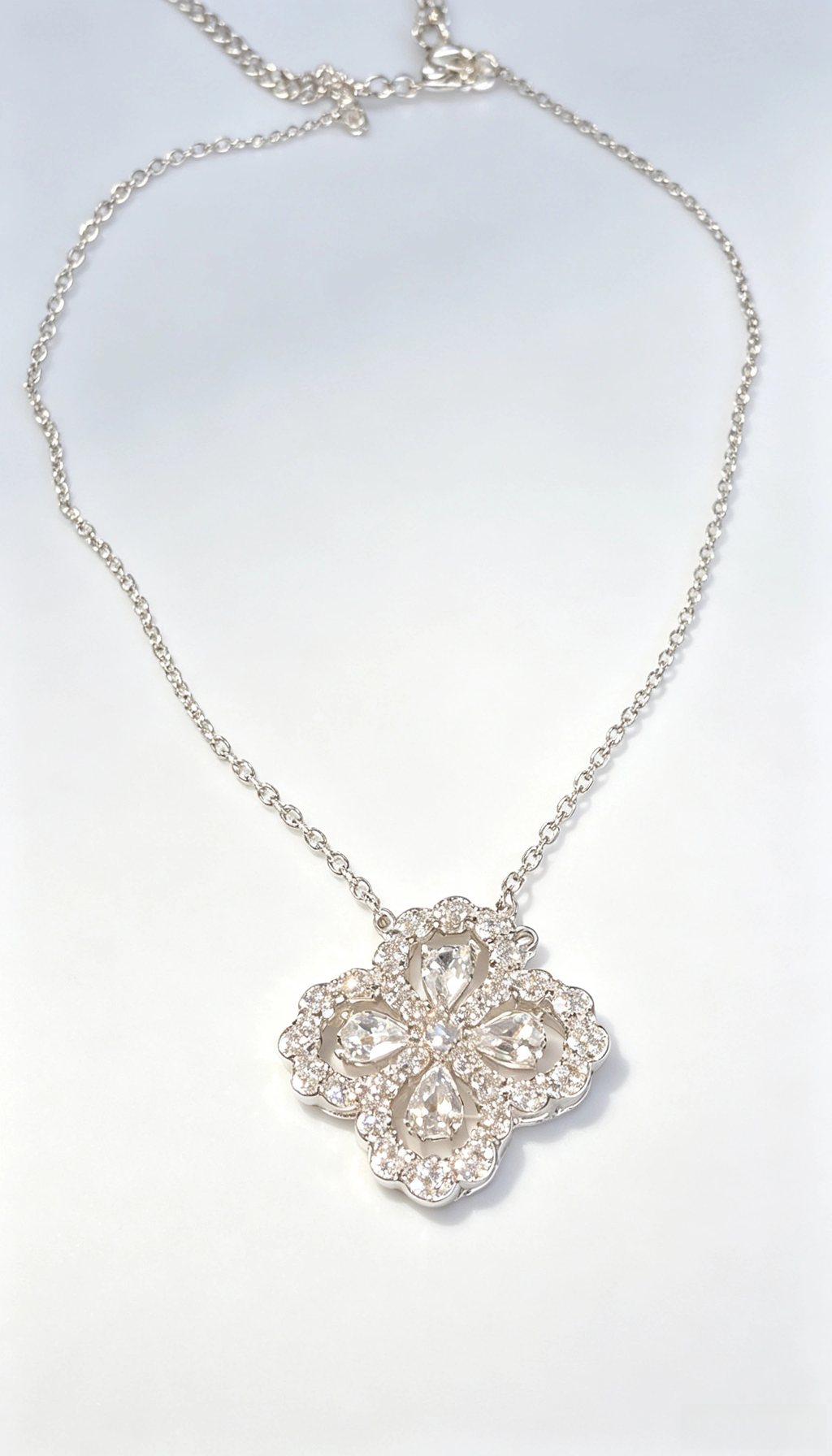 SST2309 925 Sterling Silver & Cubic Zirconia Four-Leaf Clover Necklace