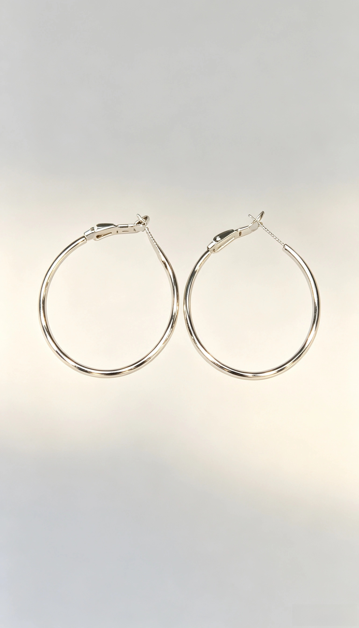 SSC1350 925 Sterling Silver Twisted Round Hoop Earrings