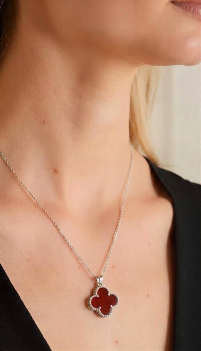 SST1819 925 Sterling Silver Four-Leaf Clover Necklace