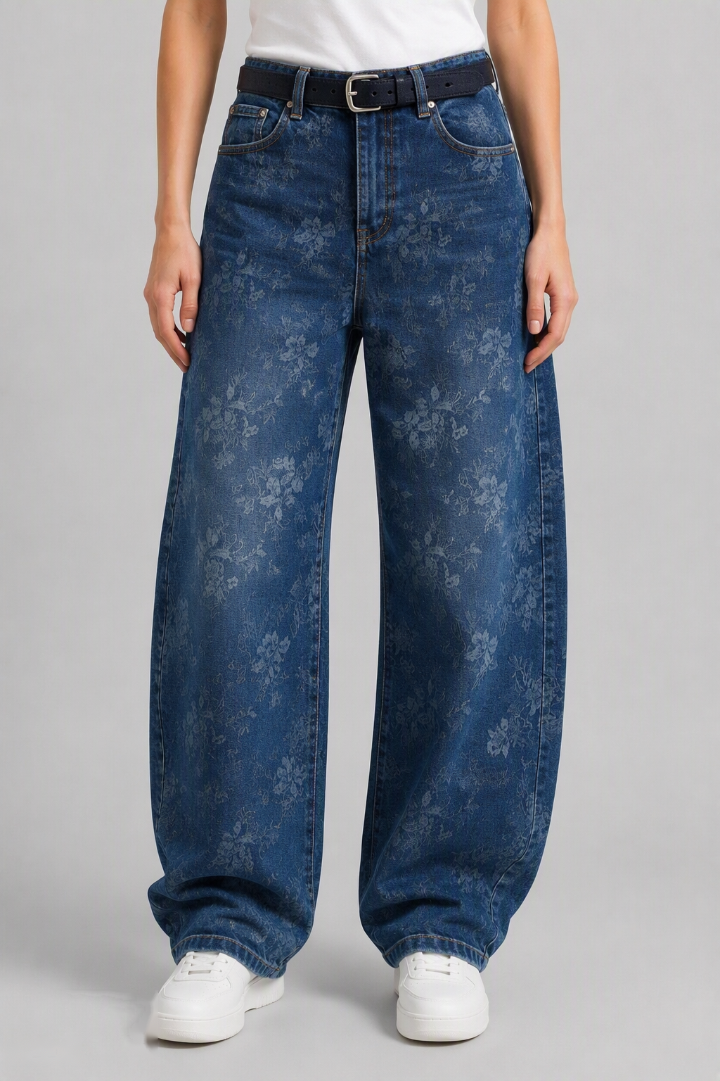 Model front view — Floral Jacquard Curved Jeans in Blue White (Style QYV665)