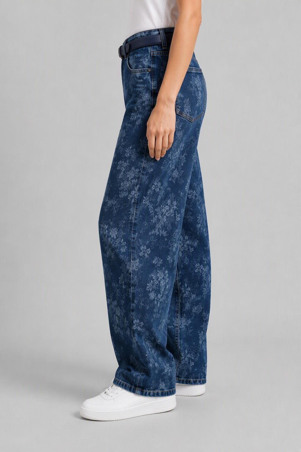 Model side view — Floral Jacquard Curved Jeans in Blue White (Style QYV665)